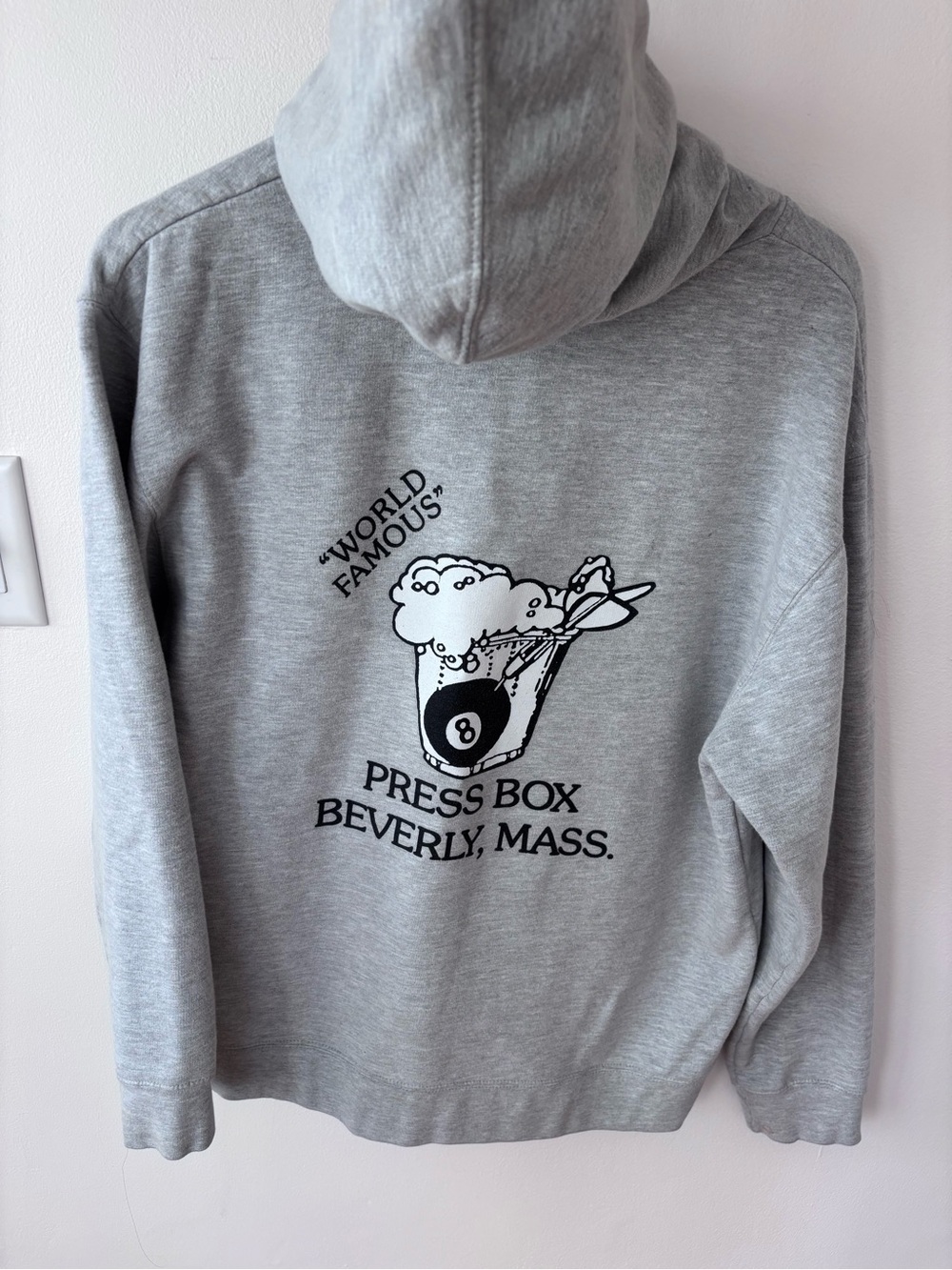 the press box beverly, massachusetts vintage hoodie M
